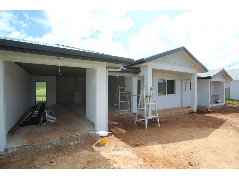 23 Acacia Avenue, Yungaburra QLD 4884