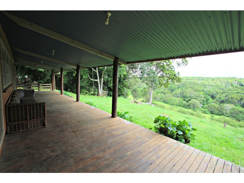 Lake Eacham QLD 4884