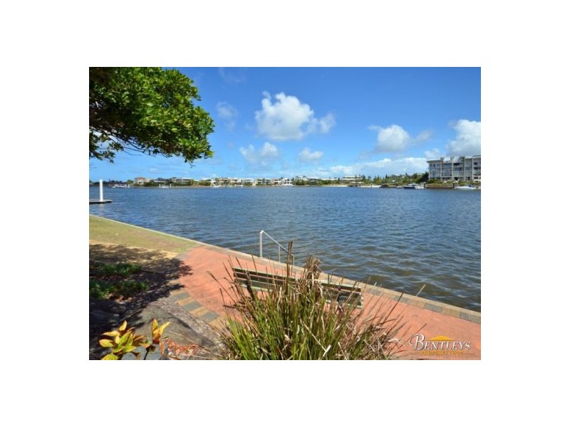 35 Sunbird Chase, Parrearra QLD 4575