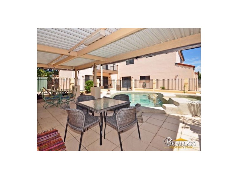 35 Sunbird Chase, Parrearra QLD 4575