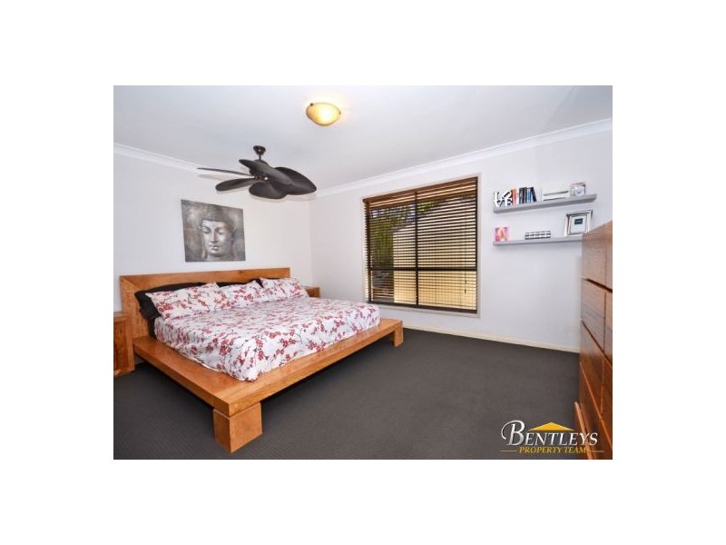 11 Huon Place, Currimundi QLD 4551