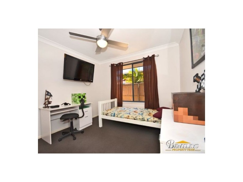 11 Huon Place, Currimundi QLD 4551