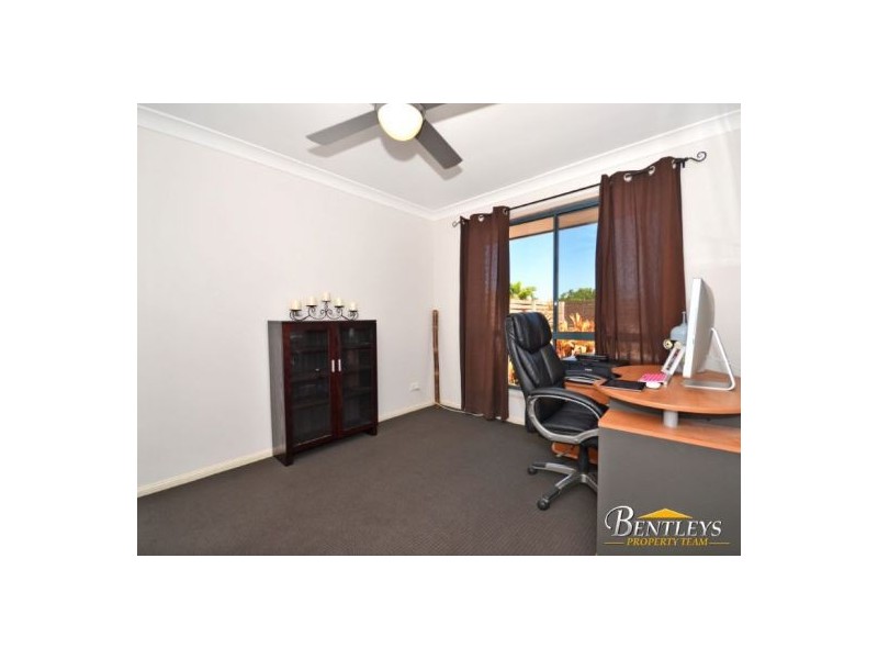 11 Huon Place, Currimundi QLD 4551