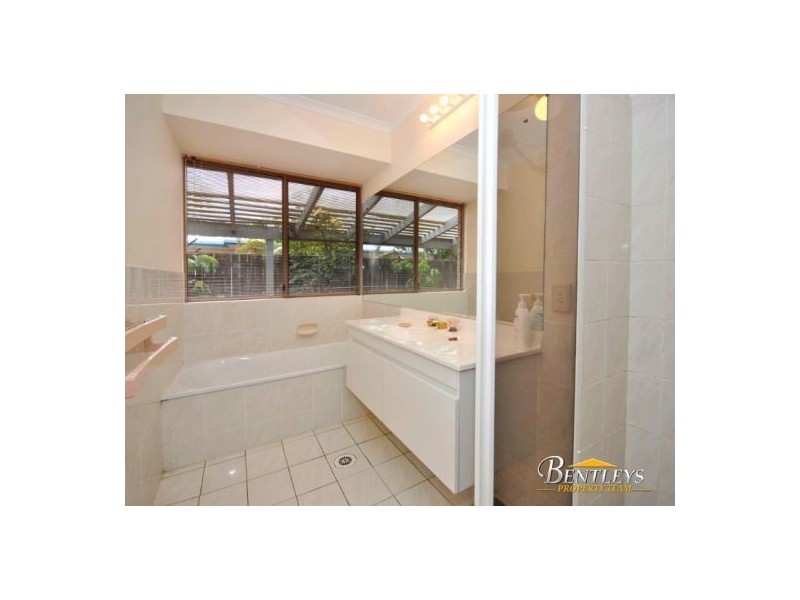 37 Baanya Street, Wurtulla QLD 4575