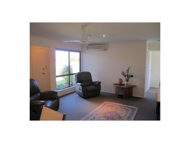 114/8 Melody Court, Warana QLD 4575