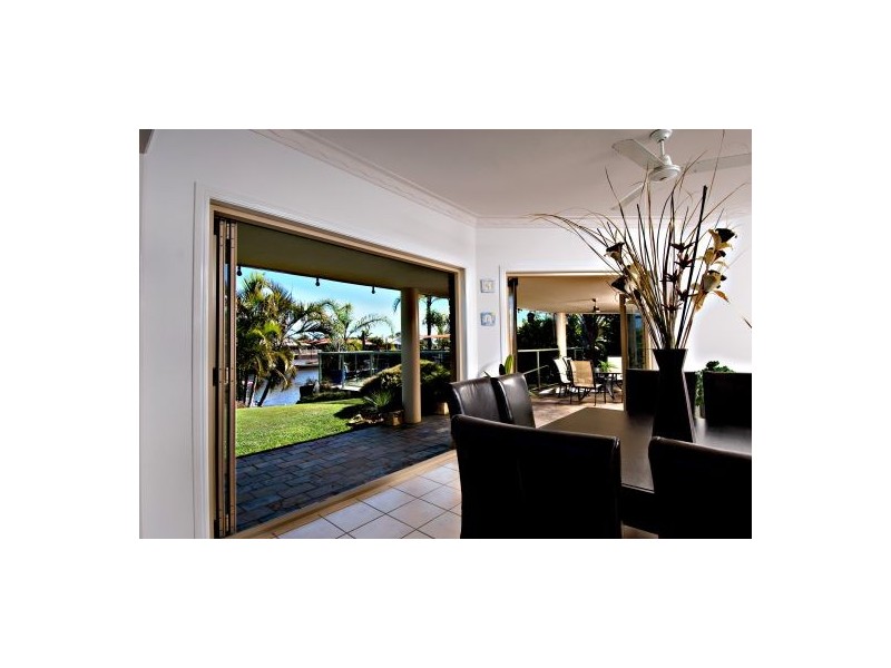 8 Royal Close, Wurtulla QLD 4575