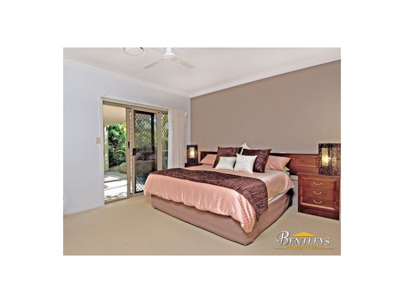 8 Royal Close, Wurtulla QLD 4575