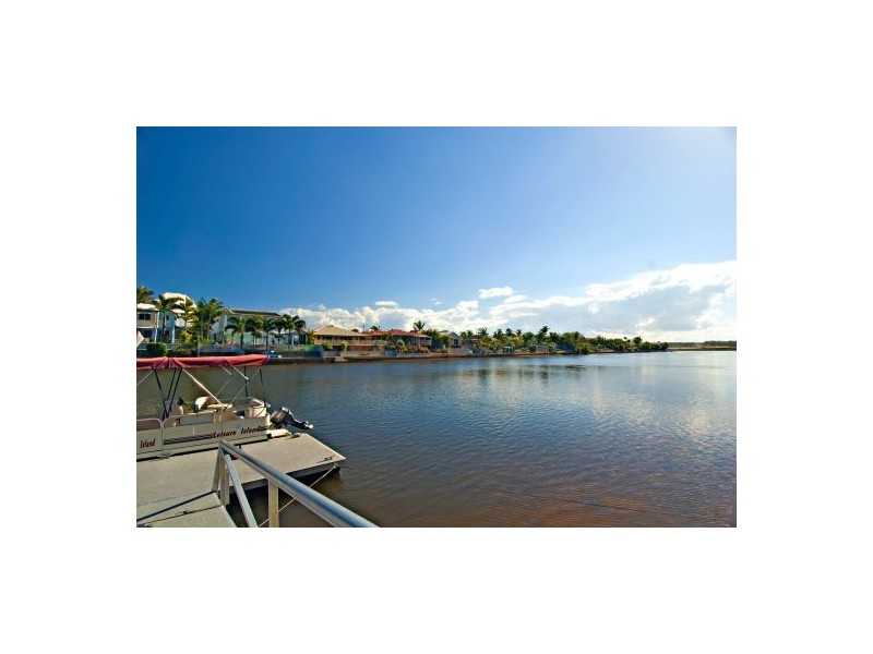 8 Royal Close, Wurtulla QLD 4575