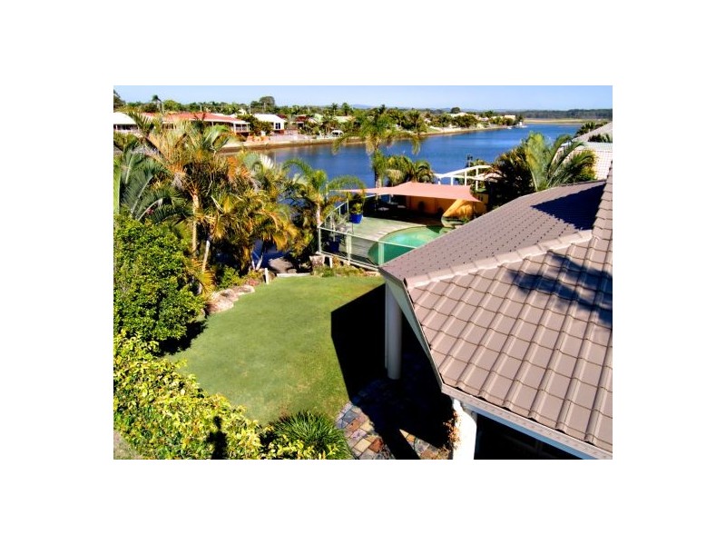 8 Royal Close, Wurtulla QLD 4575