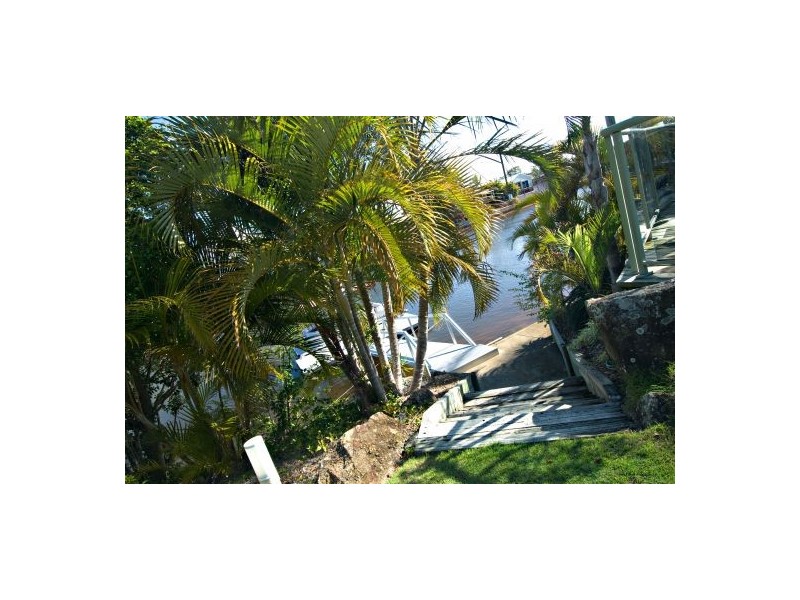 8 Royal Close, Wurtulla QLD 4575