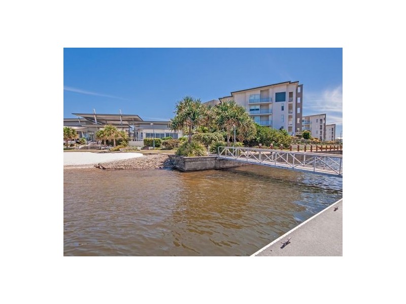76/7 Grand Parade, Kawana Island QLD 4575