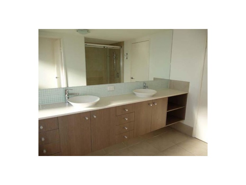 76/7 Grand Parade, Kawana Island QLD 4575