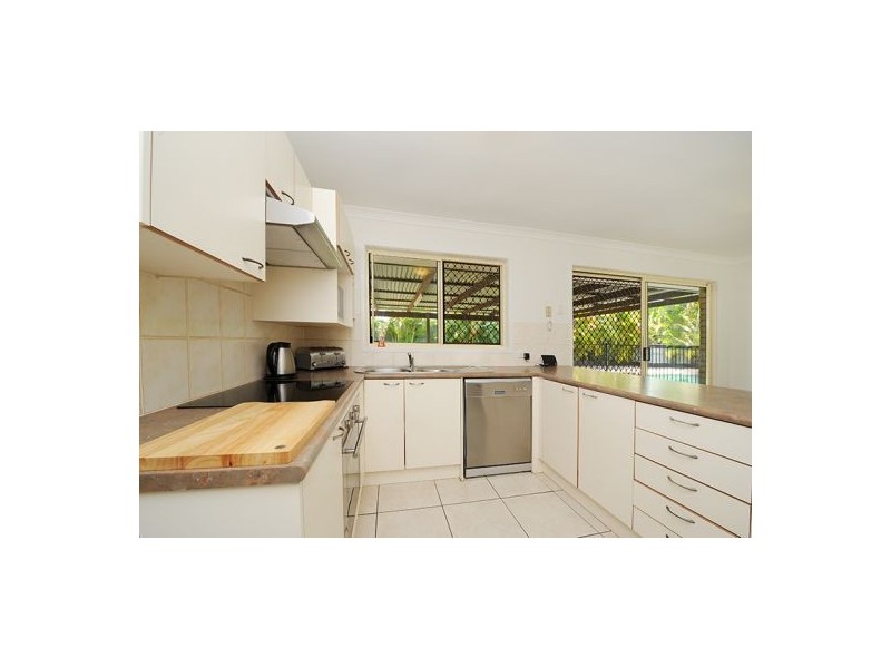 7 Hanwell Court, Little Mountain QLD 4551