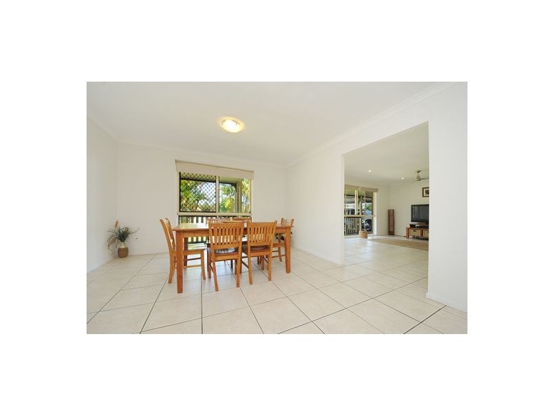 7 Hanwell Court, Little Mountain QLD 4551