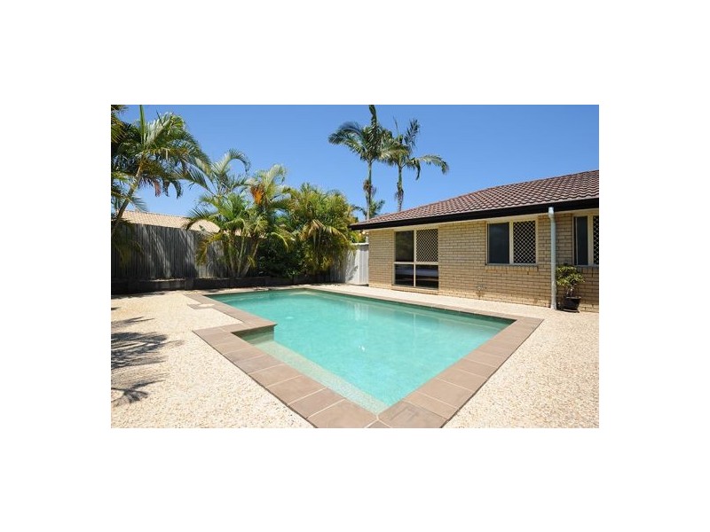 7 Hanwell Court, Little Mountain QLD 4551