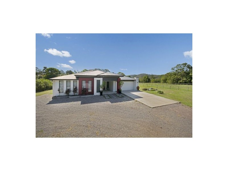 32 Andersen Road, Mooloolah Valley QLD 4553