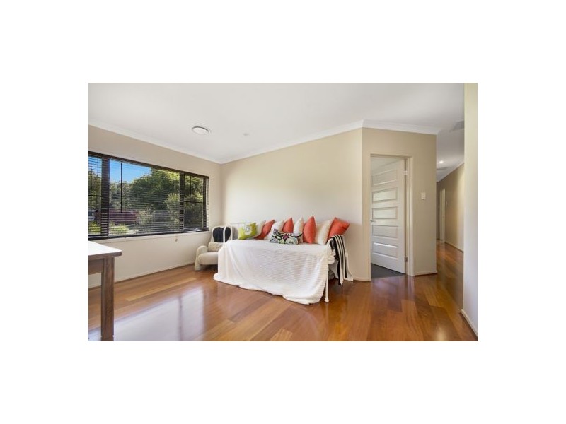 32 Andersen Road, Mooloolah Valley QLD 4553
