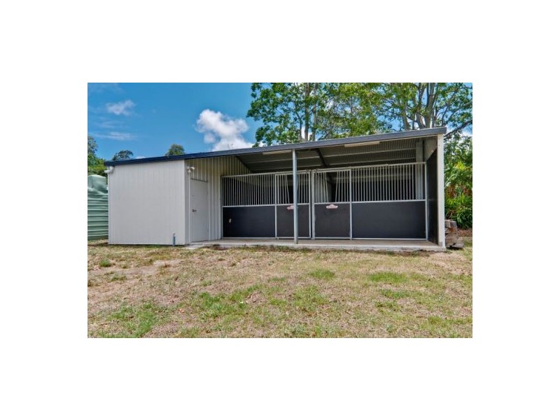 32 Andersen Road, Mooloolah Valley QLD 4553
