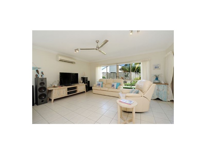 12 Clunie Street, Caloundra West QLD 4551