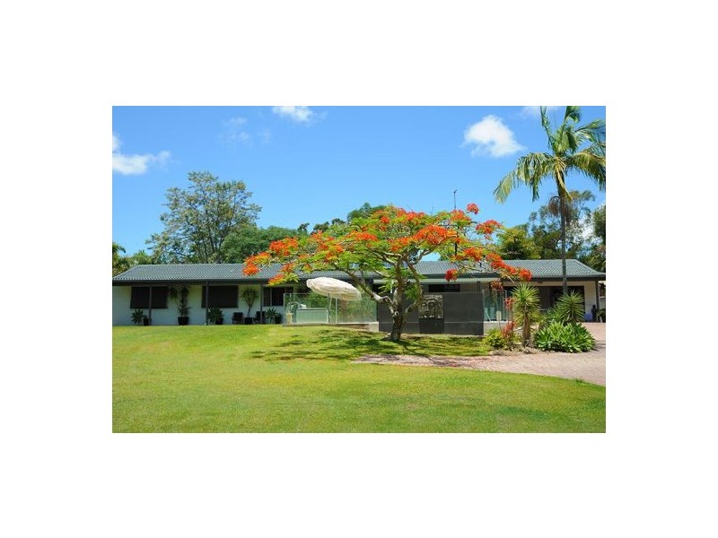 11 Lexington Drive, Little Mountain QLD 4551