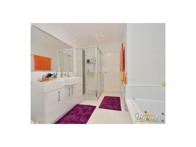 5/46 Regatta Boulevard, Wurtulla QLD 4575