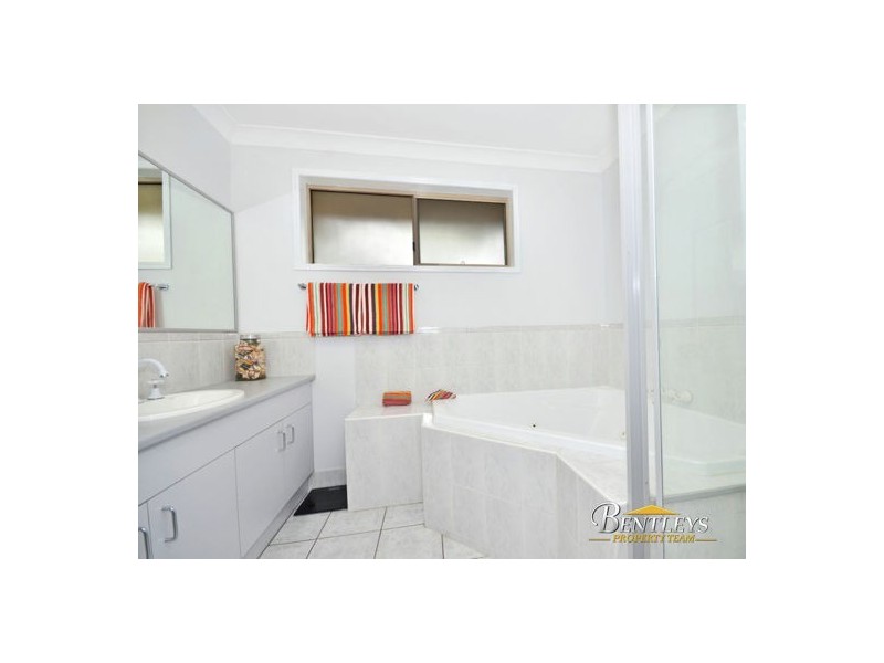 19 Bluebell Street, Currimundi QLD 4551