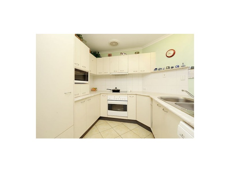 1/18 Traill Crescent, Currimundi QLD 4551