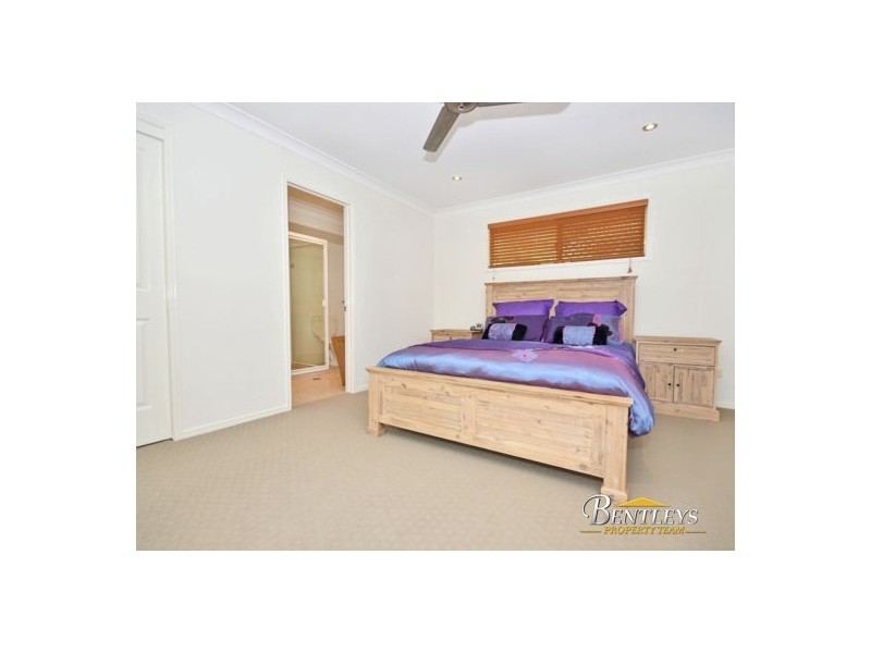 43 Discovery Drive, Little Mountain QLD 4551
