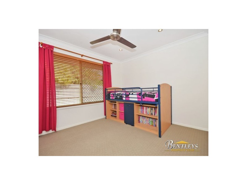 43 Discovery Drive, Little Mountain QLD 4551