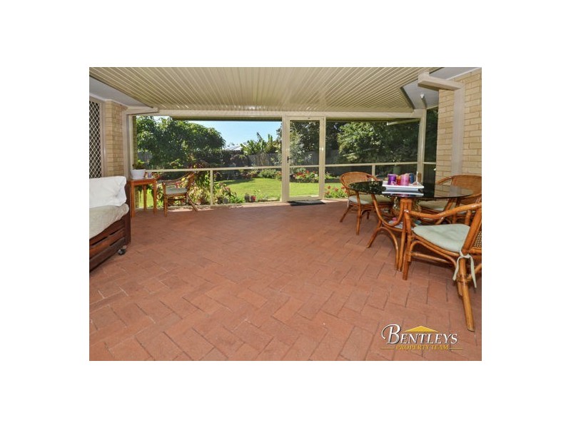 6 Eastern Rise, Little Mountain QLD 4551