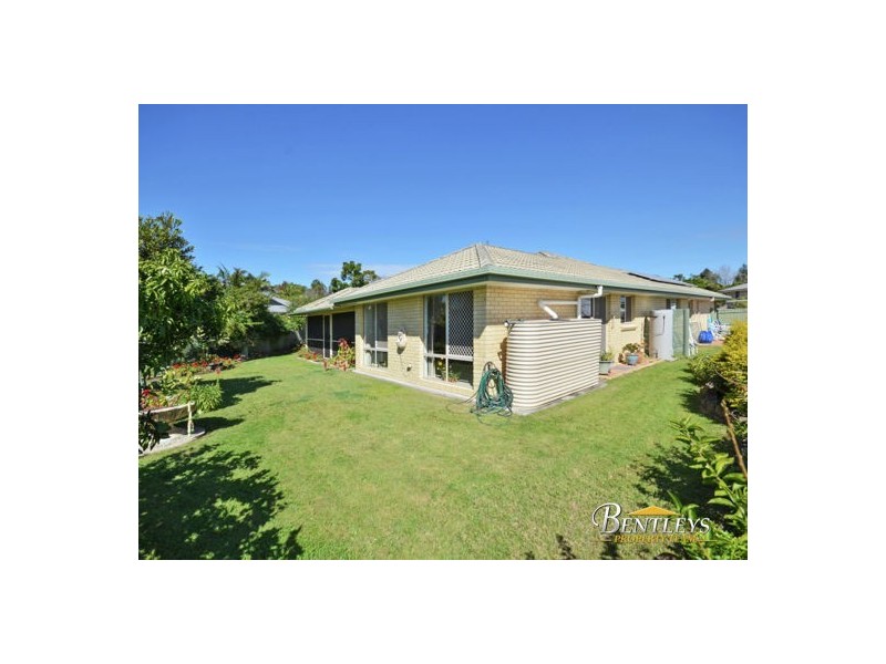 6 Eastern Rise, Little Mountain QLD 4551