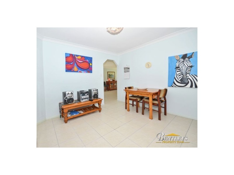 6 Eastern Rise, Little Mountain QLD 4551