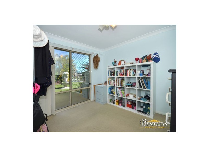 6 Eastern Rise, Little Mountain QLD 4551