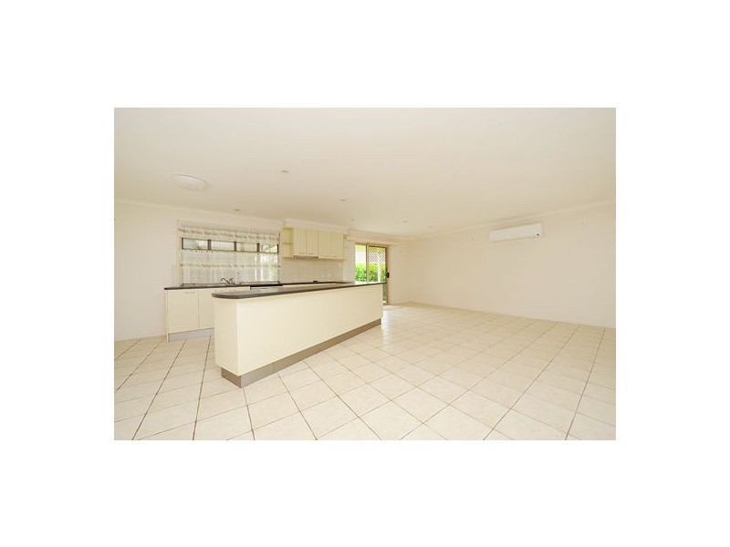 14 Casuarina Drive, Little Mountain QLD 4551