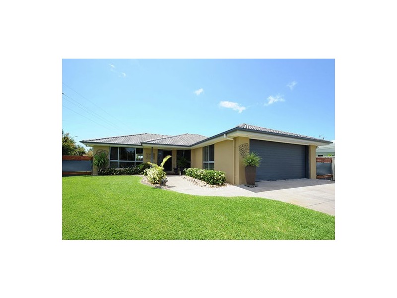 14 Cullen Drive, Little Mountain QLD 4551