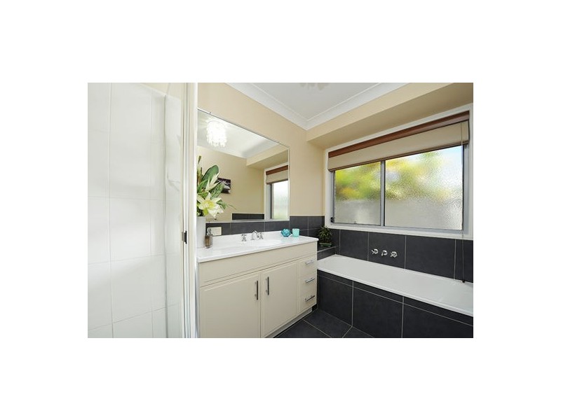 14 Cullen Drive, Little Mountain QLD 4551
