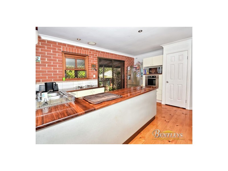 12 Rhodes Place, Aroona QLD 4551