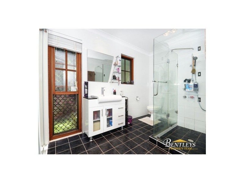 12 Rhodes Place, Aroona QLD 4551