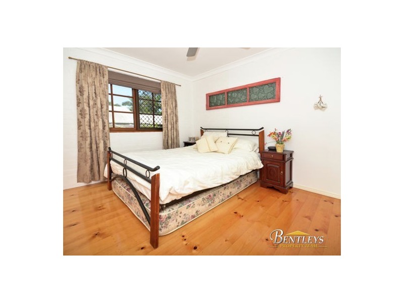 12 Rhodes Place, Aroona QLD 4551