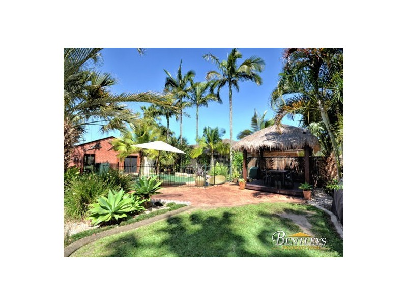 12 Rhodes Place, Aroona QLD 4551