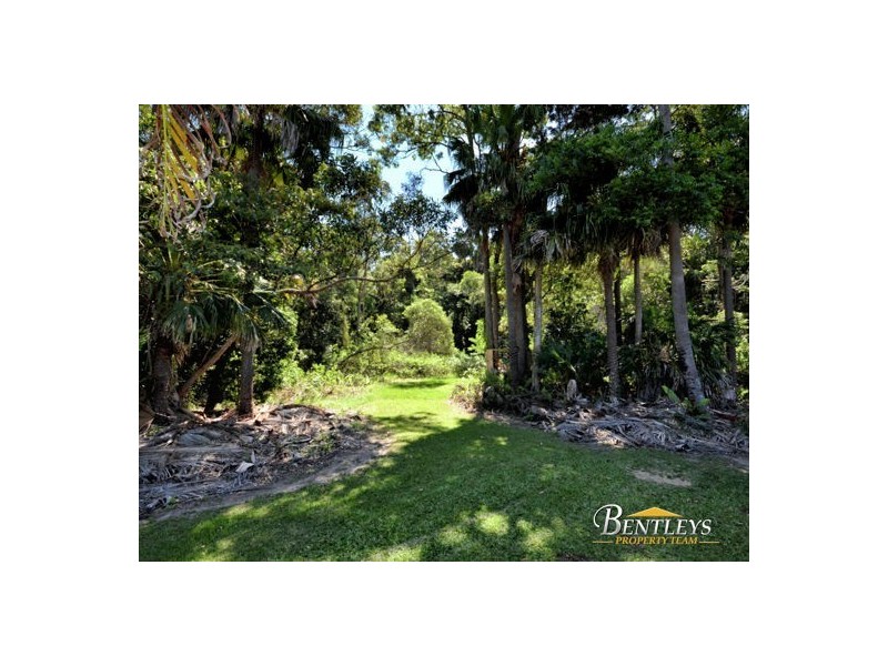 12 Rhodes Place, Aroona QLD 4551