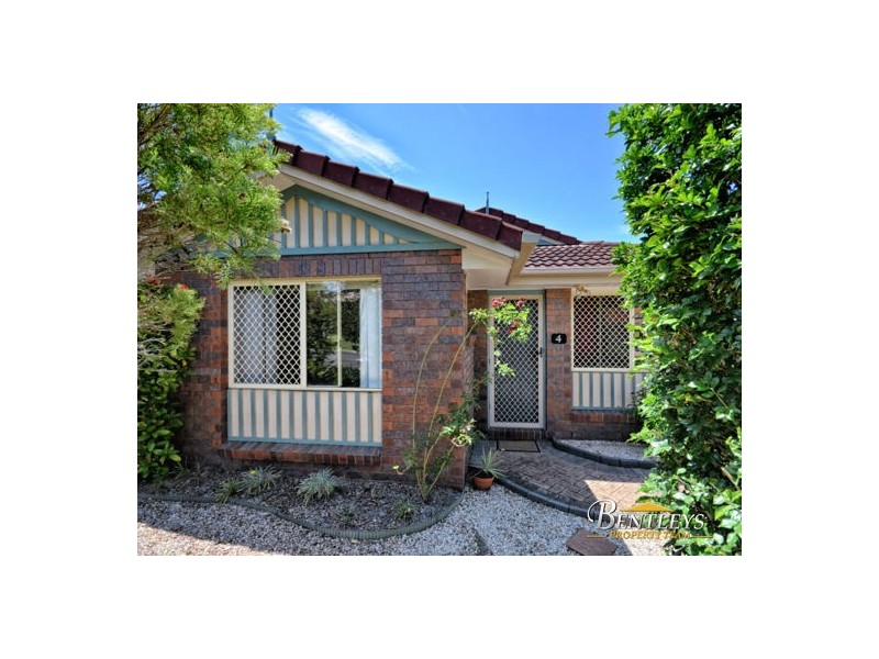 4/90 Caloundra Road, Little Mountain QLD 4551