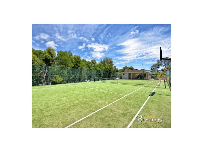 4/90 Caloundra Road, Little Mountain QLD 4551