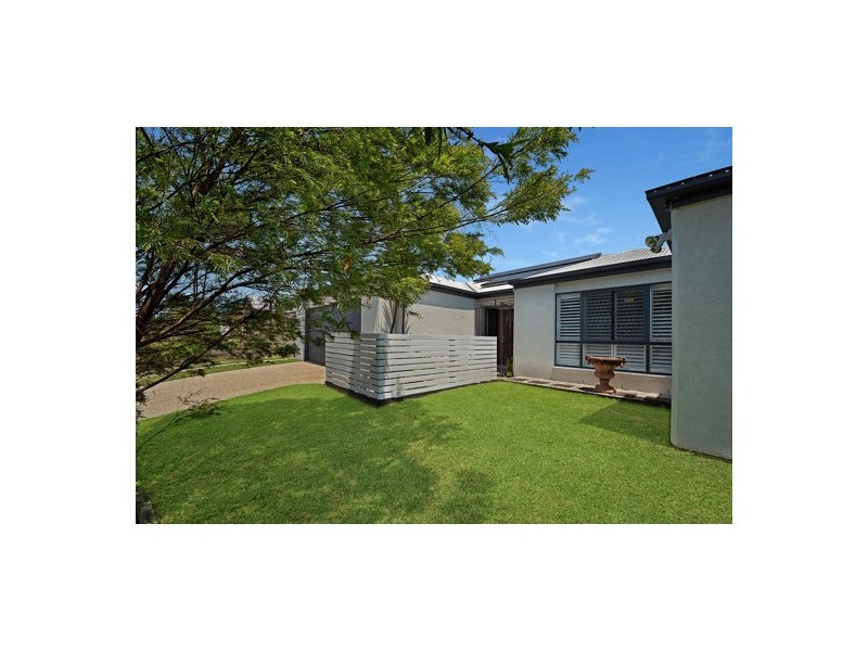 36 Discovery Drive, Little Mountain QLD 4551