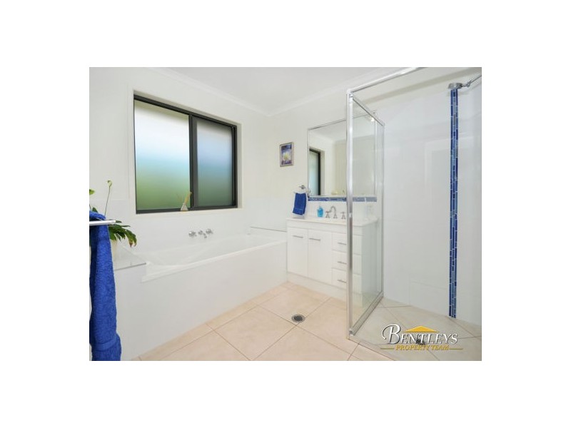 32 Chestwood Crescent, Sippy Downs QLD 4556