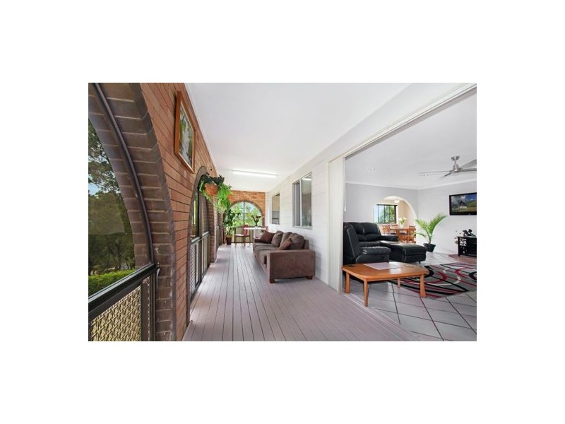 98 Sugar Bag Road, Little Mountain QLD 4551