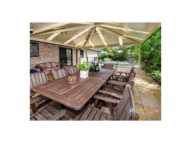 7 Centennial Place, Little Mountain QLD 4551