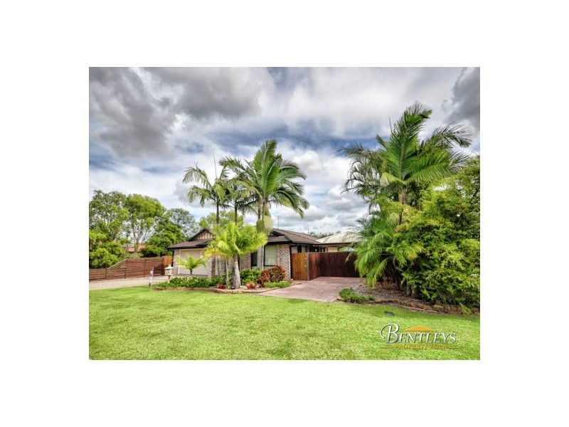 7 Centennial Place, Little Mountain QLD 4551
