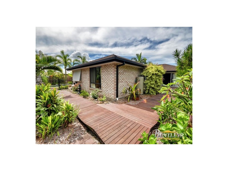7 Centennial Place, Little Mountain QLD 4551
