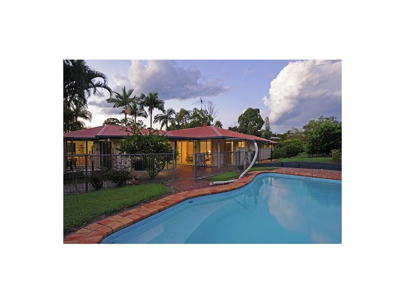 9 Raintree Boulevard, Little Mountain QLD 4551